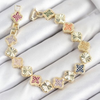 Pirinç VIP Seri Yonca Zirkon Taşlı Kadın Bileklik