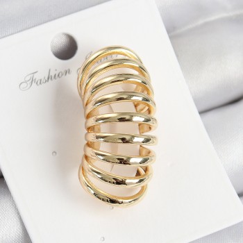 Pirinç Yay Model Gold Renk Sağ Kıkırdak Küpe