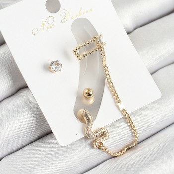 Pirinç Yılan Figürlü Zirkon Taşlı Gold Renk 3'lü Kıkırdak Kadın Küpe Set