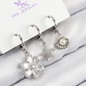 Pirinç Zirkon Taşlı 3'lü Çiçek Ve İstiridye Model Gümüş Renk Kadın Küpe