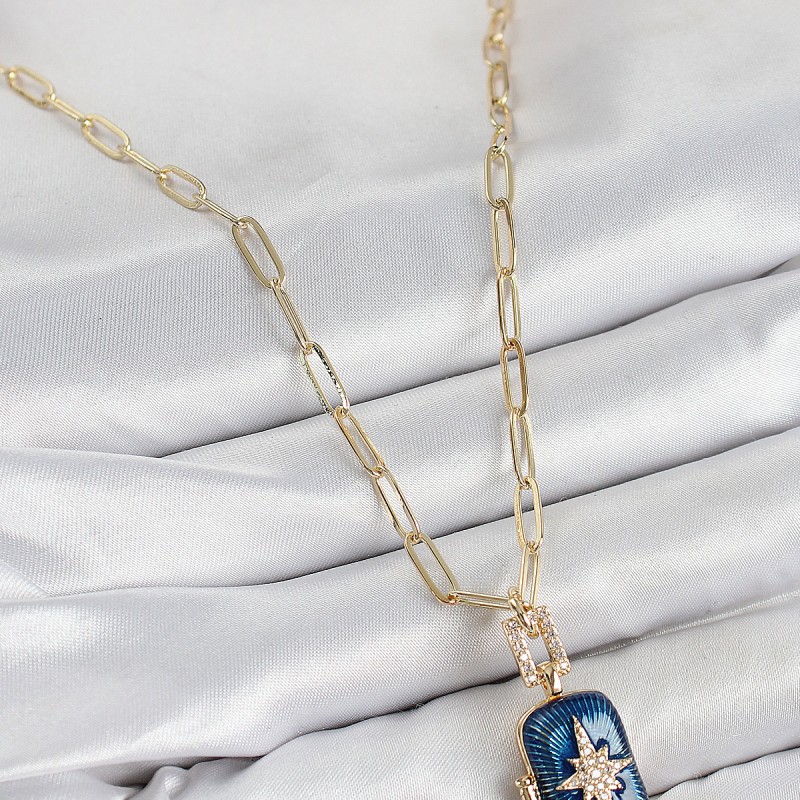 Pirinç Zirkon Taşlı Açılabilir Kutup Yıldızı Model Gold Renk Kadın Kolye