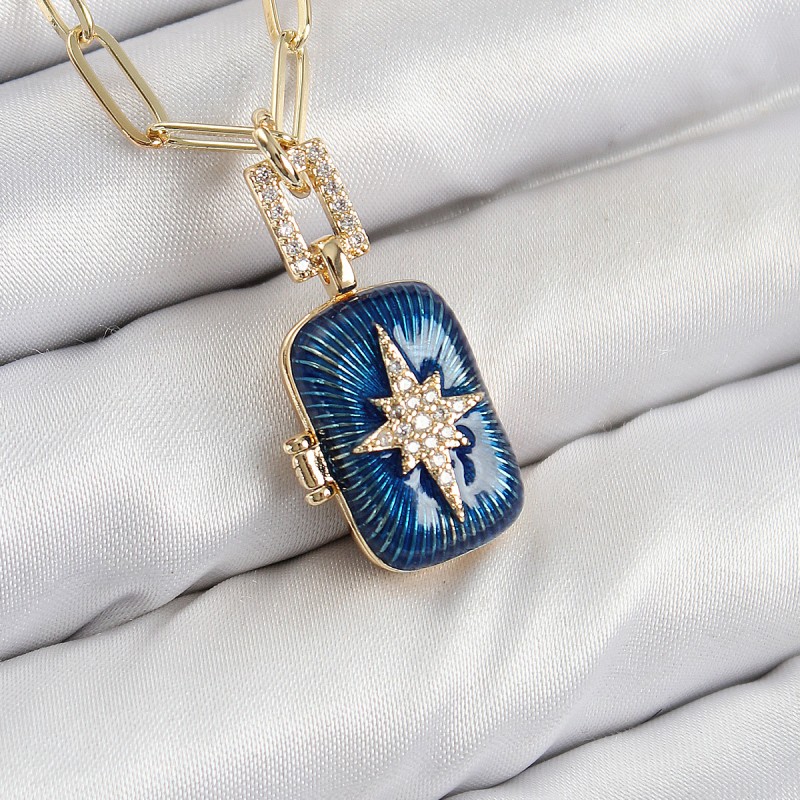 Pirinç Zirkon Taşlı Açılabilir Kutup Yıldızı Model Gold Renk Kadın Kolye