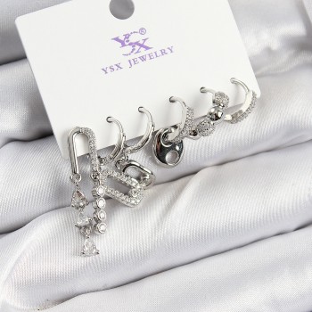 Pirinç Zİrkon Taşlı Dikdörtgen Model Gümüş Renk 3'lü Çift Kadın Küpe