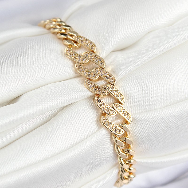 Pirinç Zirkon Taşlı Ezme Küba Zincir Model Gold Renk Kadın Bileklik