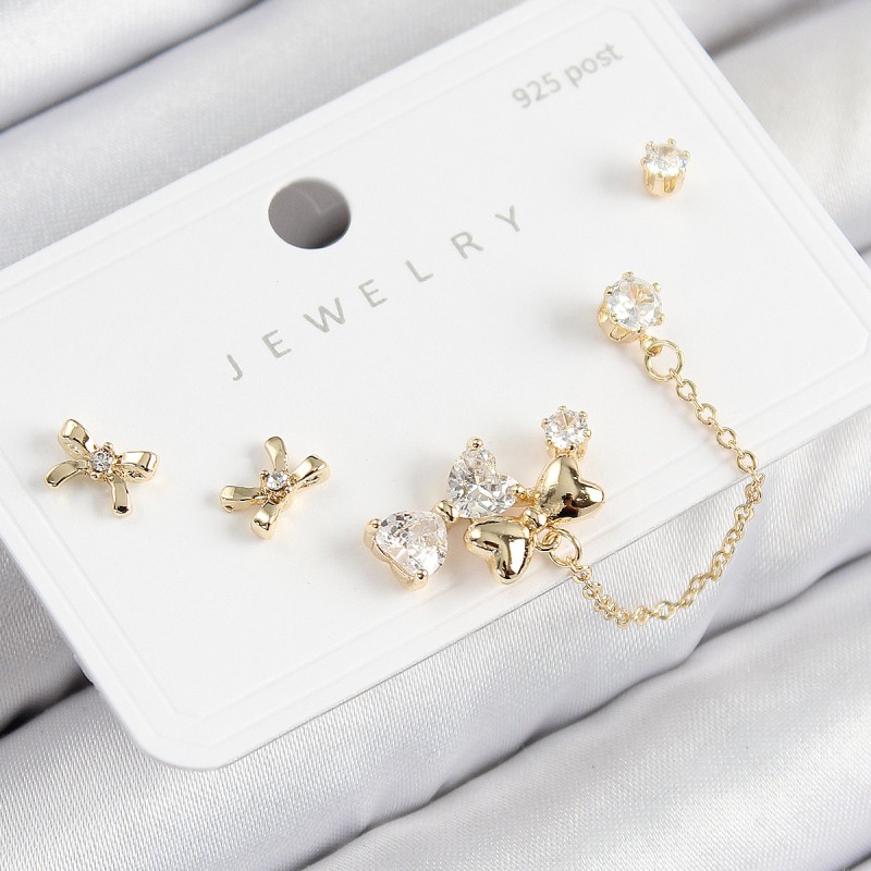 Pirinç Zirkon Taşlı Fiyonk Model Gold Renk 925 Ayar Gümüş Çivi Kadın Küpe Set