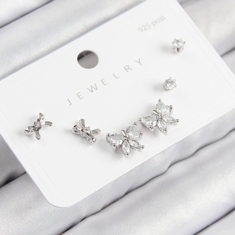 Pirinç Zirkon Taşlı Fiyonk Model Gümüş Renk 925 Ayar Gümüş Çivi Kadın Küpe Set