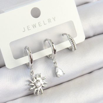 Pirinç Zirkon Taşlı Güneş Model Gümüş Renk 3'lü Çift Kadın Küpe Set