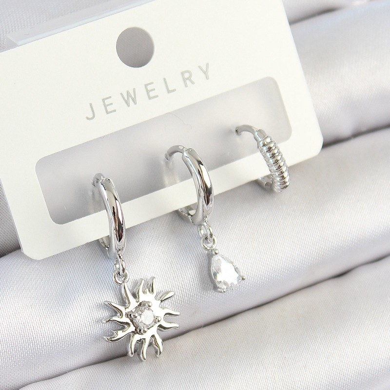 Pirinç Zirkon Taşlı Güneş Model Gümüş Renk 3'lü Çift Kadın Küpe Set