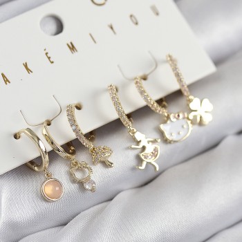 Pirinç Zirkon Taşlı Hello Kity Ve Yonca Model Gold Renk 6'lı Küpe Set