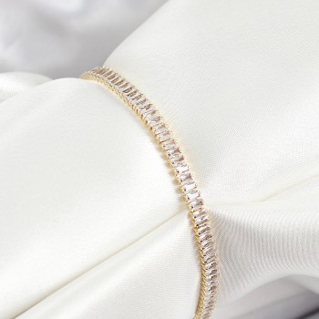 Pirinç Zirkon Taşlı İnce Su Yolu Model Gold Renk Kadın Bileklik