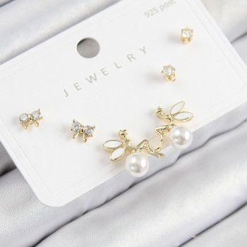 Pirinç Zirkon Taşlı İnci Melek Model Gold Renk 925 Ayar Gümüş Çivi Kadın Küpe Set