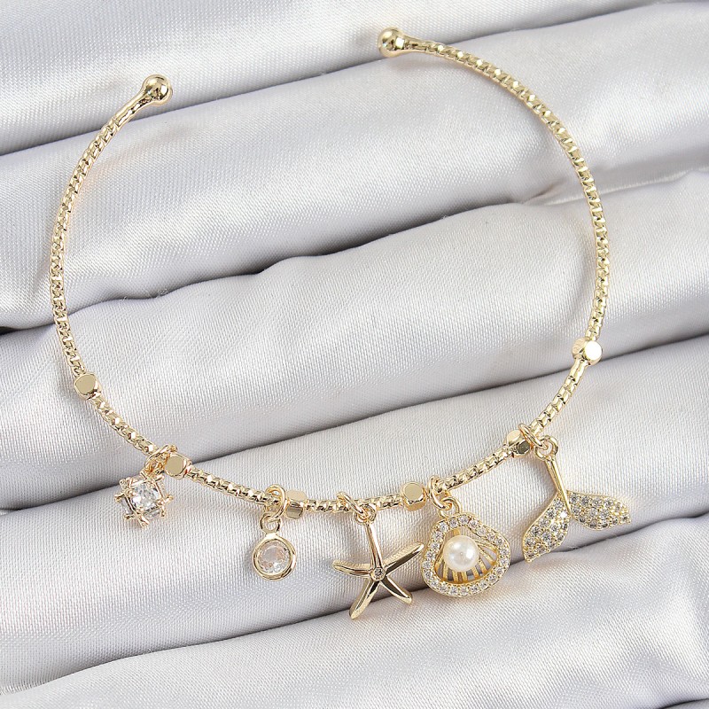 Pirinç Zirkon Taşlı İstiridye Ve Deniz Yıldızı Model Gold Renk Charm Bileklik