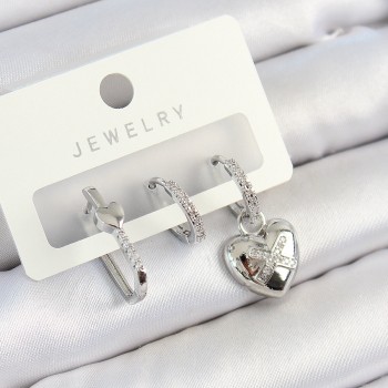 Pirinç Zirkon Taşlı Kalp Model Gümüş Renk 3'lü Çift Kadın Küpe Set