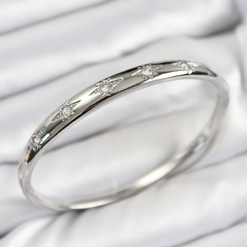 Pirinç Zirkon Taşlı Kutup Yıldızı Model Gümüş Renk Kadın Kelepçe