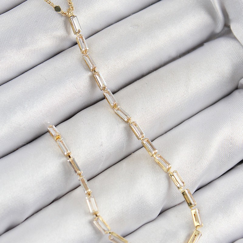 Pirinç Zirkon Taşlı Model Gold Renk Y Kolye