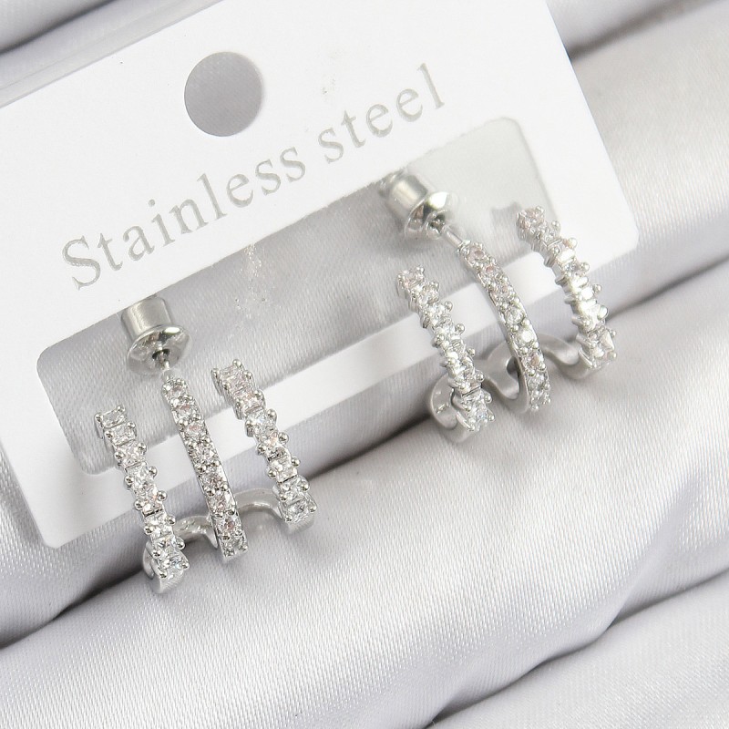 Pirinç Zirkon Taşlı Model Gümüş Renk Kadın Küpe