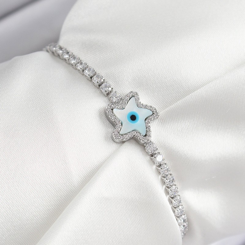 Pirinç Zirkon Taşlı Nazar Yıldız Model Gümüş Renk Asansörlü Kadın Bileklik