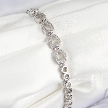 Pirinç Zirkon Taşlı Oval Model Gümüş Renk Kadın Bileklik