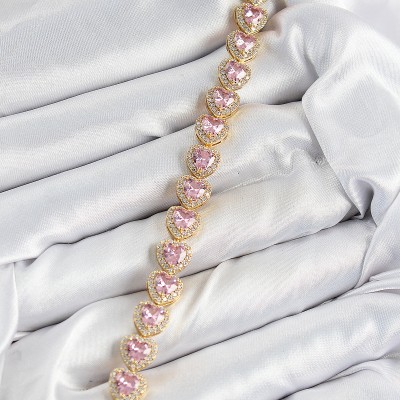 Pirinç Zirkon Taşlı Pembe Kalp Baget Model Gold Renk VIP Seri Kadın Bileklik