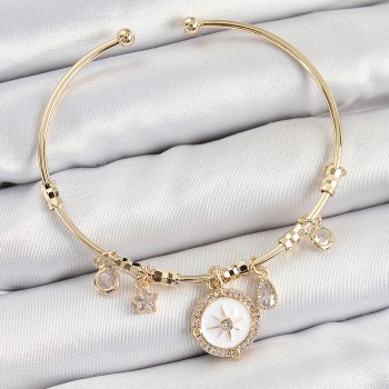 Pirinç Zirkon Taşlı Pusula Model Gold Renk Charm Bileklik