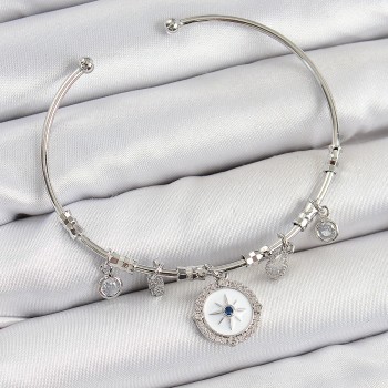 Pirinç Zirkon Taşlı Pusula Model Gümüş Renk Charm Bileklik