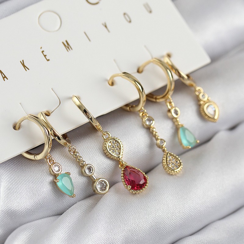 Pirinç Zirkon Taşlı Sallantılı Model Gold Renk 6'lı Küpe Set