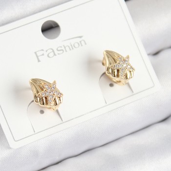 Pirinç Zirkon Taşlı Yıldız Model Gold Renk Çocuk Küpe