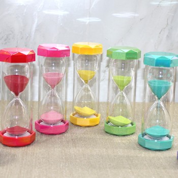 Plastik Çerçeveli Renkli 10 Dk Kum Saati 