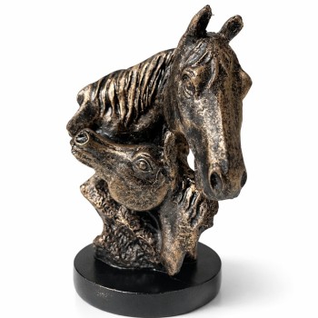 Polyester At Büstü 