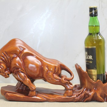 Polyester Boğa Figürü Şaraplık 