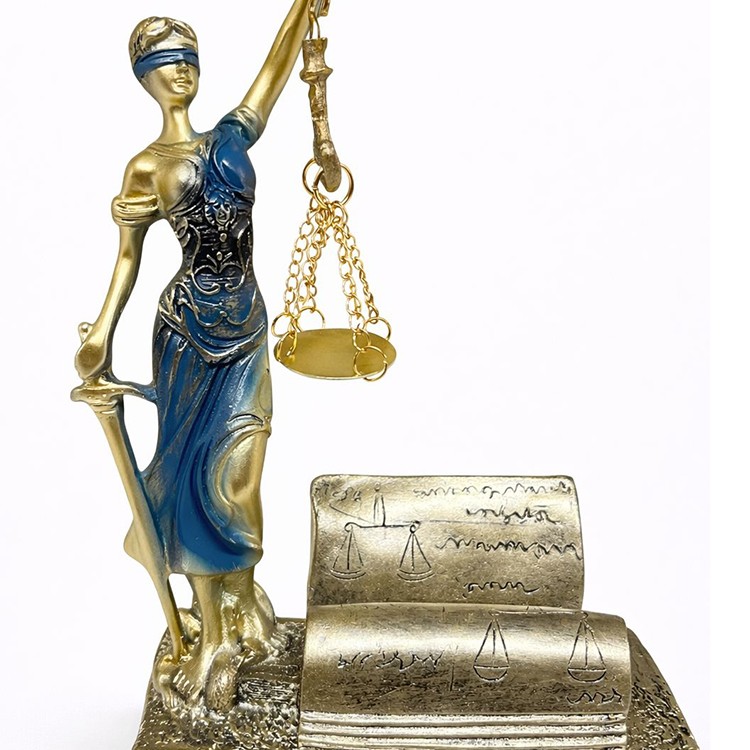 Polyester Kartvizitli Adalet Figürü 