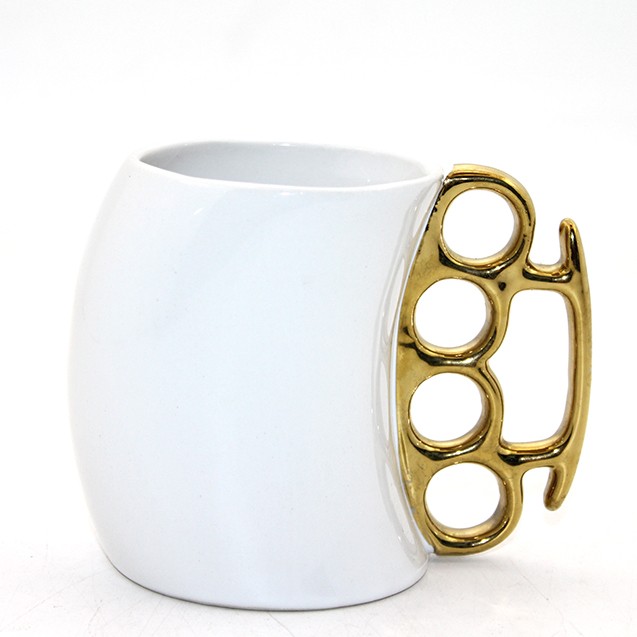 Porselen Muşta Tasarımlı Kupa Bardak Beyaz Renk 