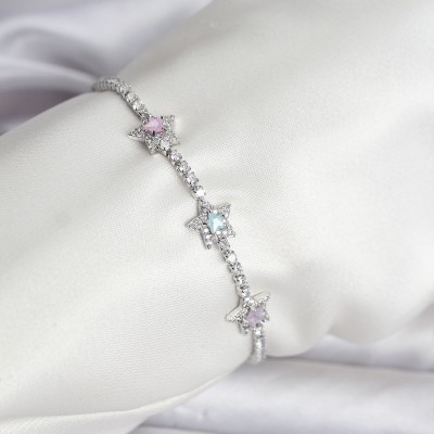 Renkli Yıldız Model Zirkon Taşlı Gümüş Renk Pirinç Su Yolu Kadın Bileklik