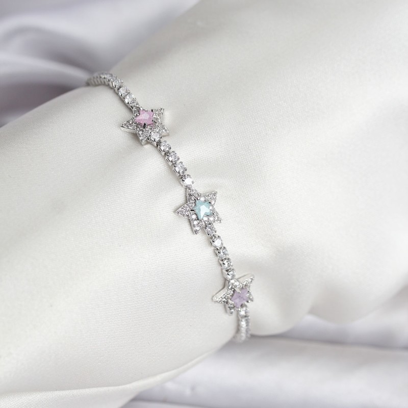 Renkli Yıldız Model Zirkon Taşlı Gümüş Renk Pirinç Su Yolu Kadın Bileklik