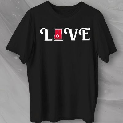 Sevgililer Günü İçin Özel Tasarım Love Baskılı T-shirt - Siyah -