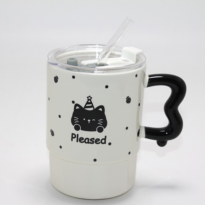 Sevimli Ayı Figürlü Pipetli Kapaklı Porselen Kupa Bardak