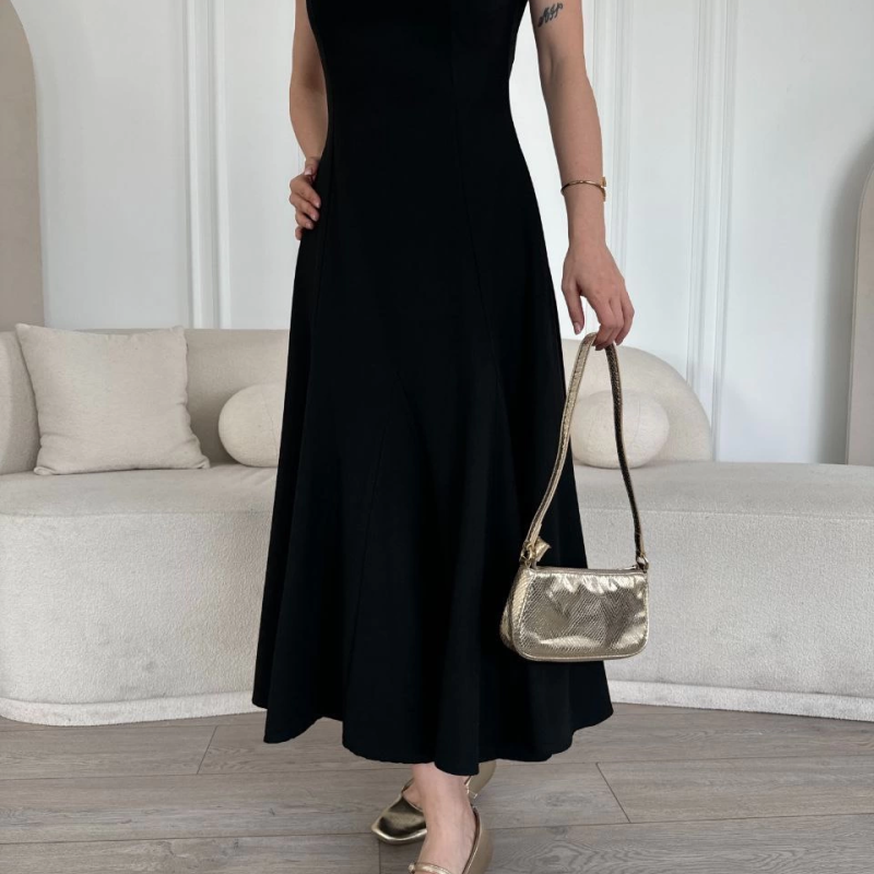 Sırt Dekolteli Kolsuz Uzun Elbise - Siyah -