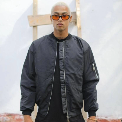 Siyah Bomber Mont – Su İtici Kumaş, Kapitone Astarlı, Fermuarlı -