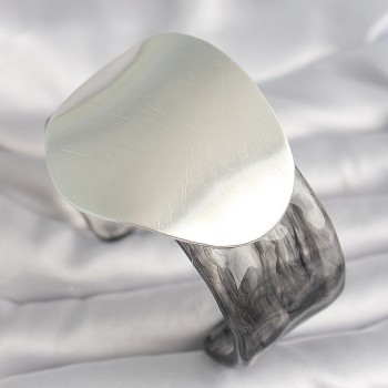 Siyah Mermer Desen Akrilik Pilastik Gümüş Plaka Model Vintage Kadın Bilezik