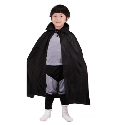 Siyah Renk Yakalı Çocuk Pelerin