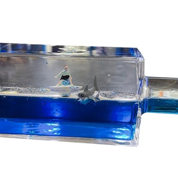 Sörfçü Figürlü Şişe İçinde Batmayan Gemi 