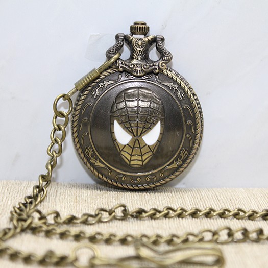 Spiderman Tasarımlı Köstekli Saat Model 2 