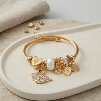 Swan Model Charmlı Bileklik