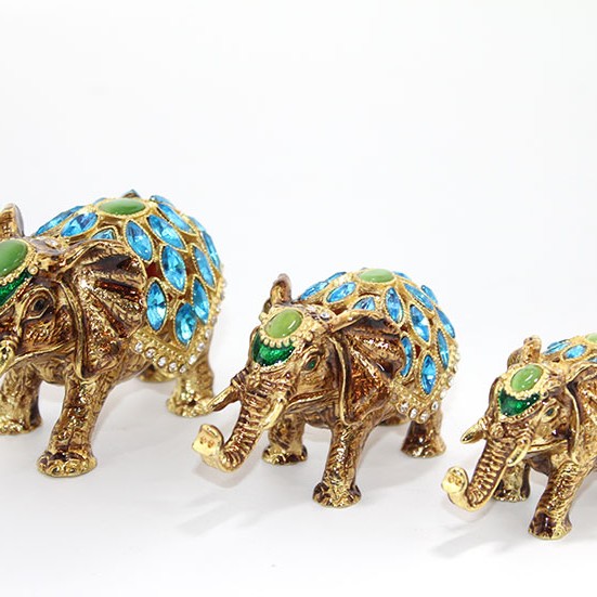 Swarovski Taşlı 3'lü Fil Figürü Model 2 