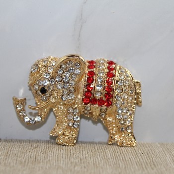 Swarovski Taşlı Magnet Model 7