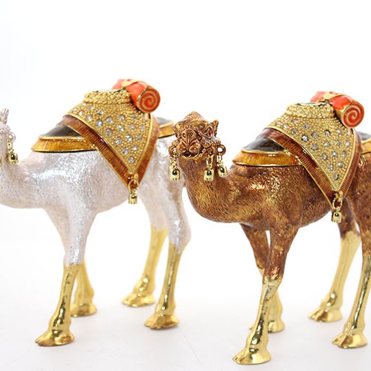 Swarovski Taşlı Tekli Deve Figürü Model 9