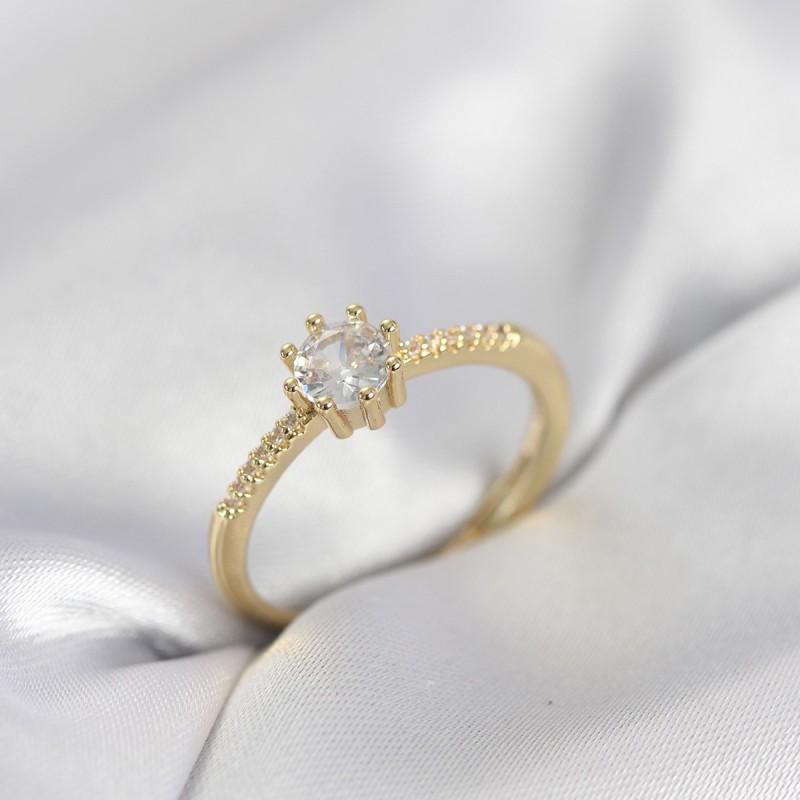 Tek Taş Model Gold Renk Zirkon Taşlı Kadın Yüzük