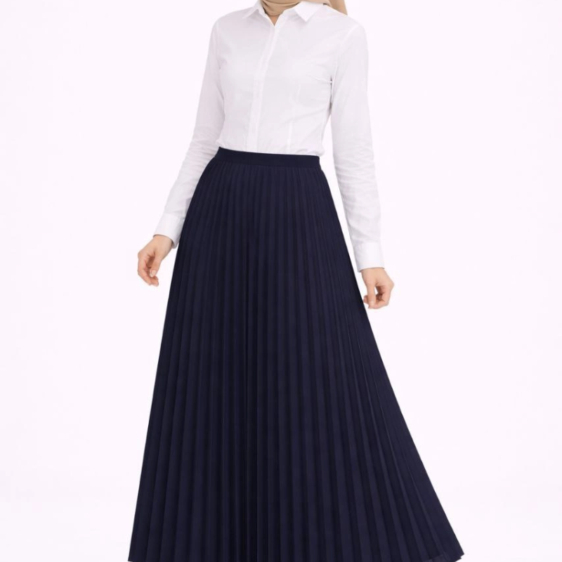 Tesettür Beyaz Gömlekli Pliseli Etek İkili Takım Gündelik ve Ofis Şıklığı - Lacivert