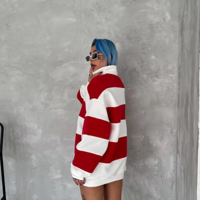 Üç İplik Parçalı Yakalı SweatShirt - Kırmızı -