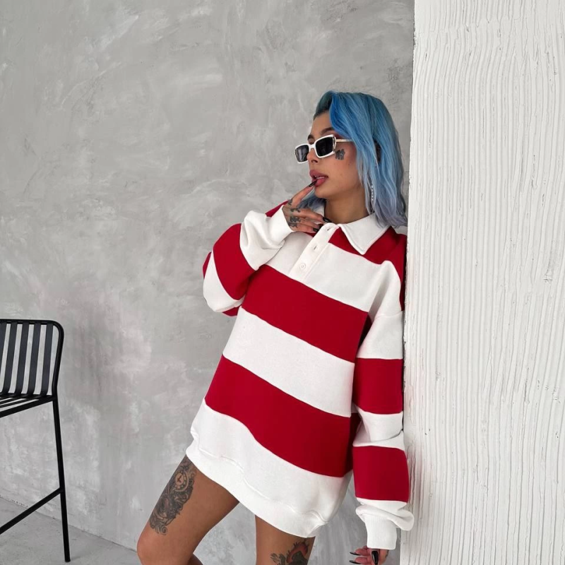 Üç İplik Parçalı Yakalı SweatShirt - Kırmızı -